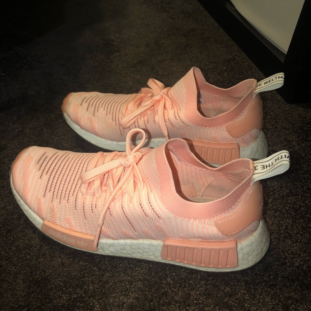 Adidas ultra boost (neon pink) SEND ME OFFERS❤️